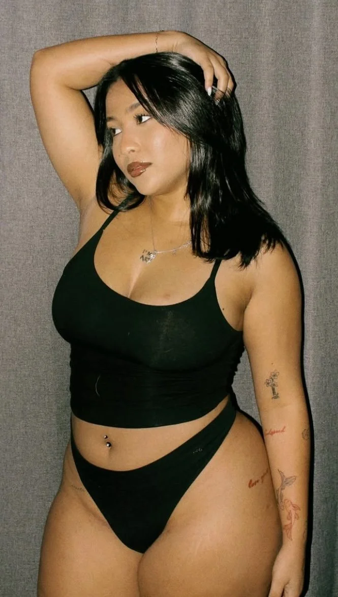 My dads friend has no idea his THICK latina teen daughter loves bein a lil internet slut for old men image 17