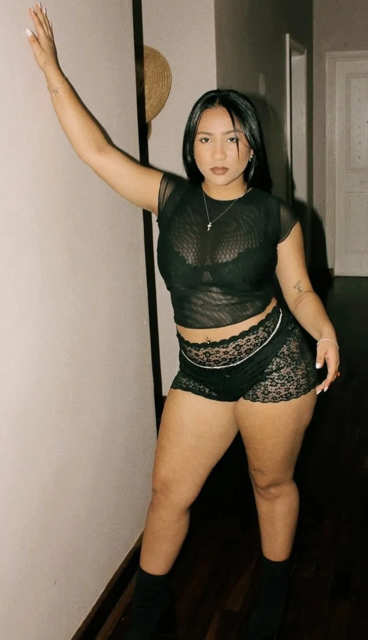 My dads friend has no idea his THICK latina teen daughter loves bein a lil internet slut for old men image 43