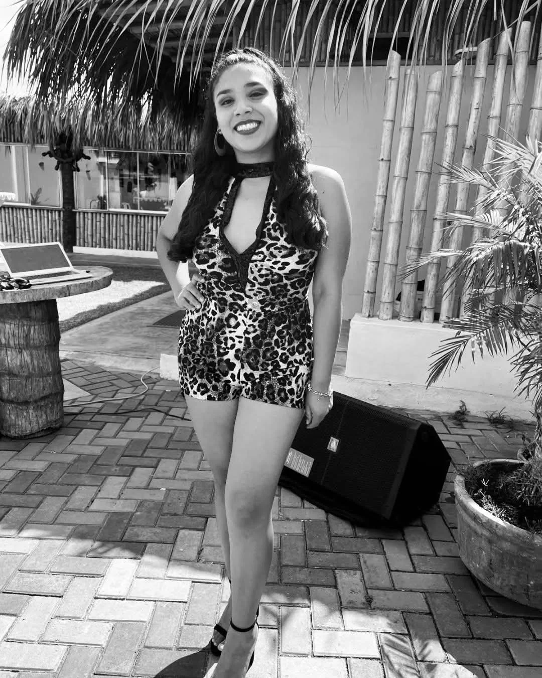 Elena Delgado cantante Peruana expuesta para tributar image 14
