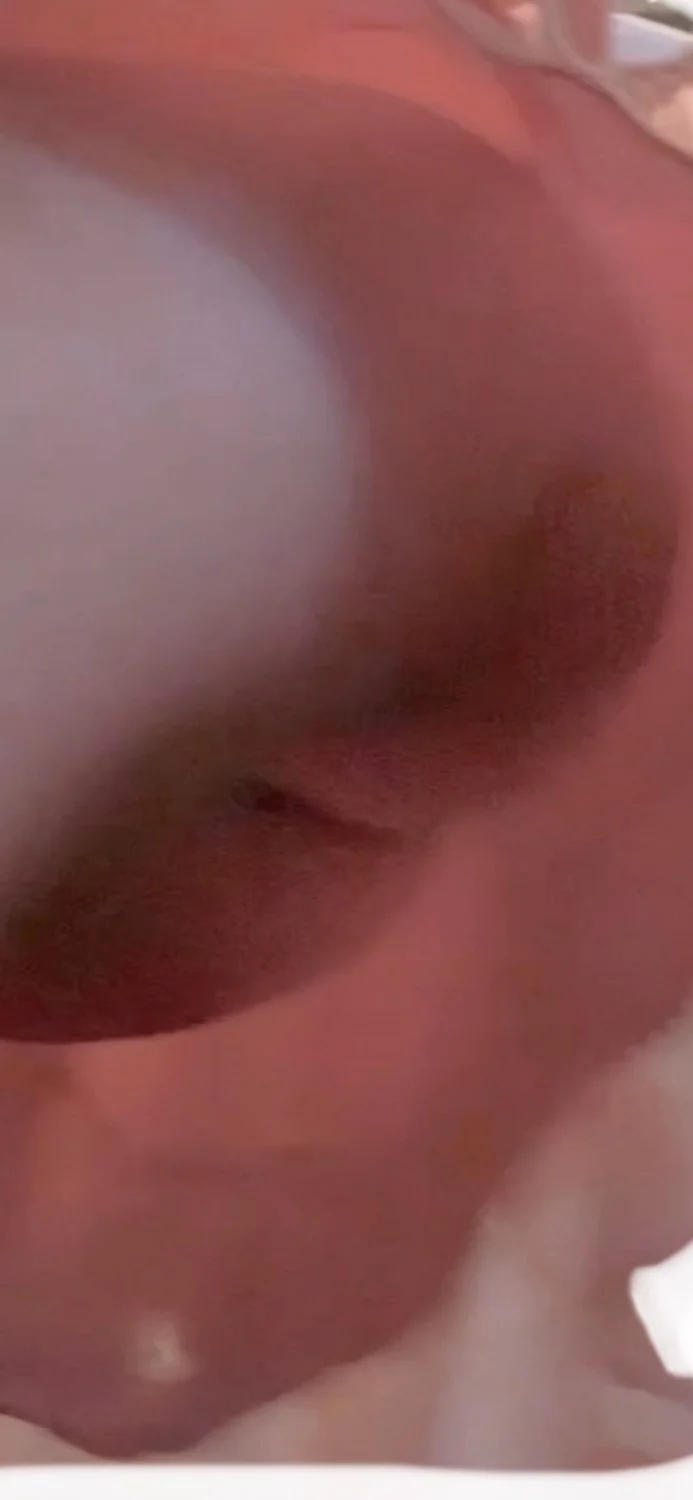 MILF upskirt image 5