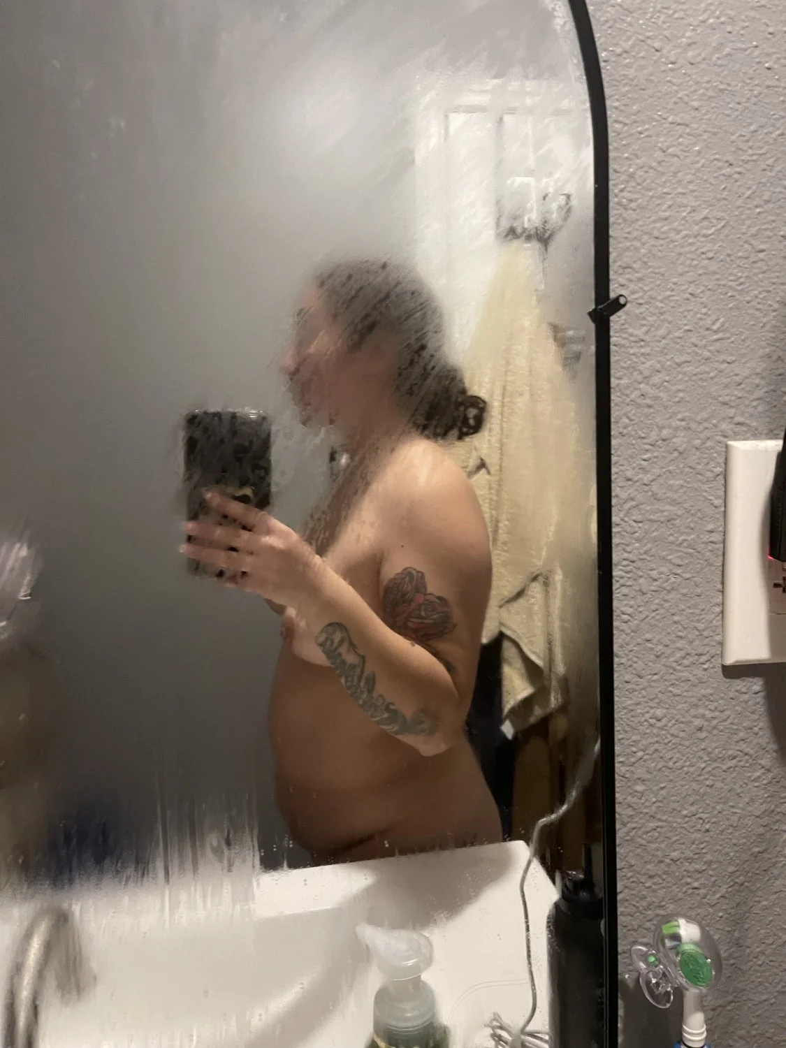 Military Army Wife Providing The Goods image 12