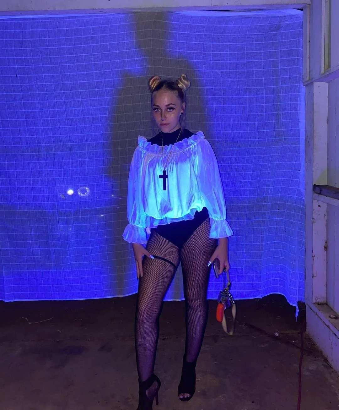 QOS 11 - Alt Girl image 23