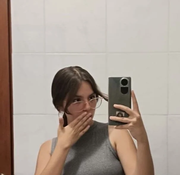La puta güerita lesbiana de Majo image 8