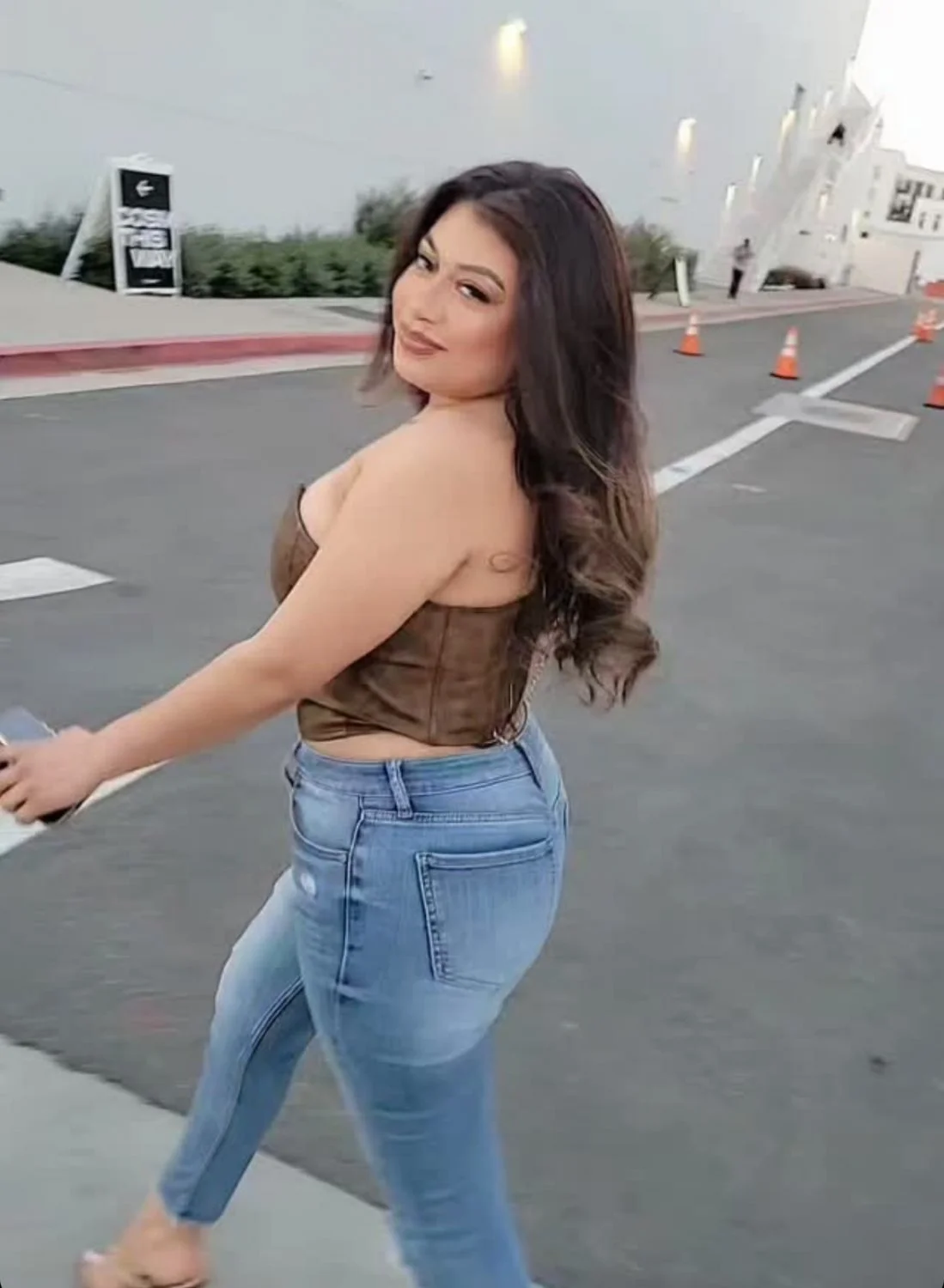 Latina baddie I would creampie on her slutty face image 2