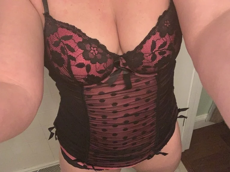 American Slut Wife Chrissy image 23