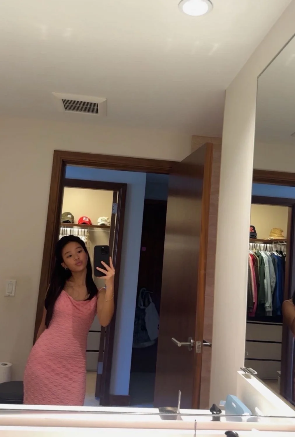 Avery 18 image 2