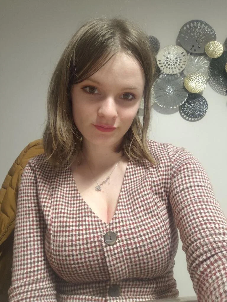 Slutty Sri Lankan half sister image 24