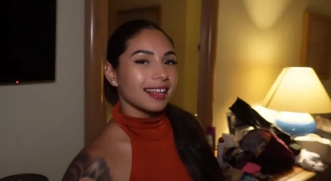 Dulceparejareg1 Cita Con Una Latina En Hotel image 1