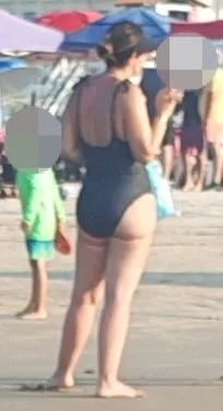Playita #Voyeur #Nalgona 😍🍑🔥🧀🤤 de que raza será el perro 🤔 image 31