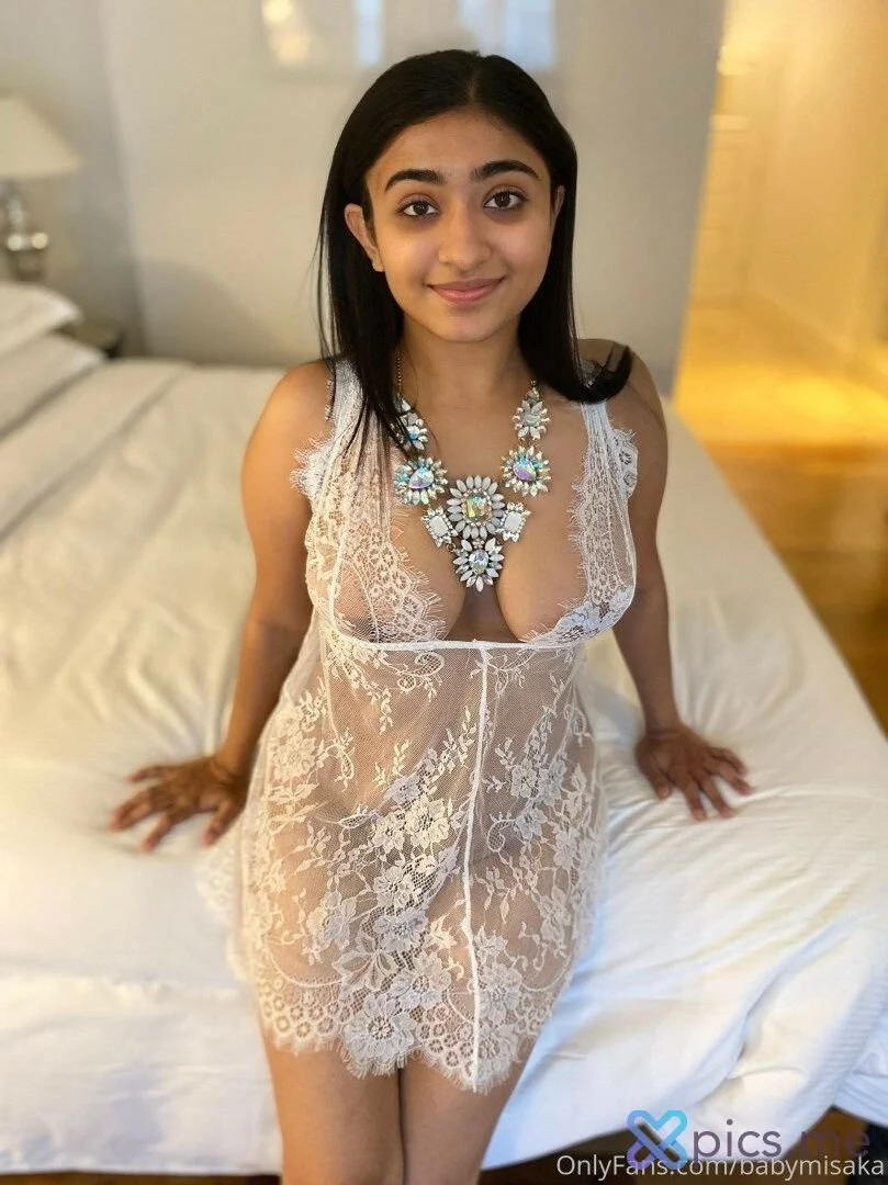 🇮🇳 Busty Indian teen 🇮🇳 image 7