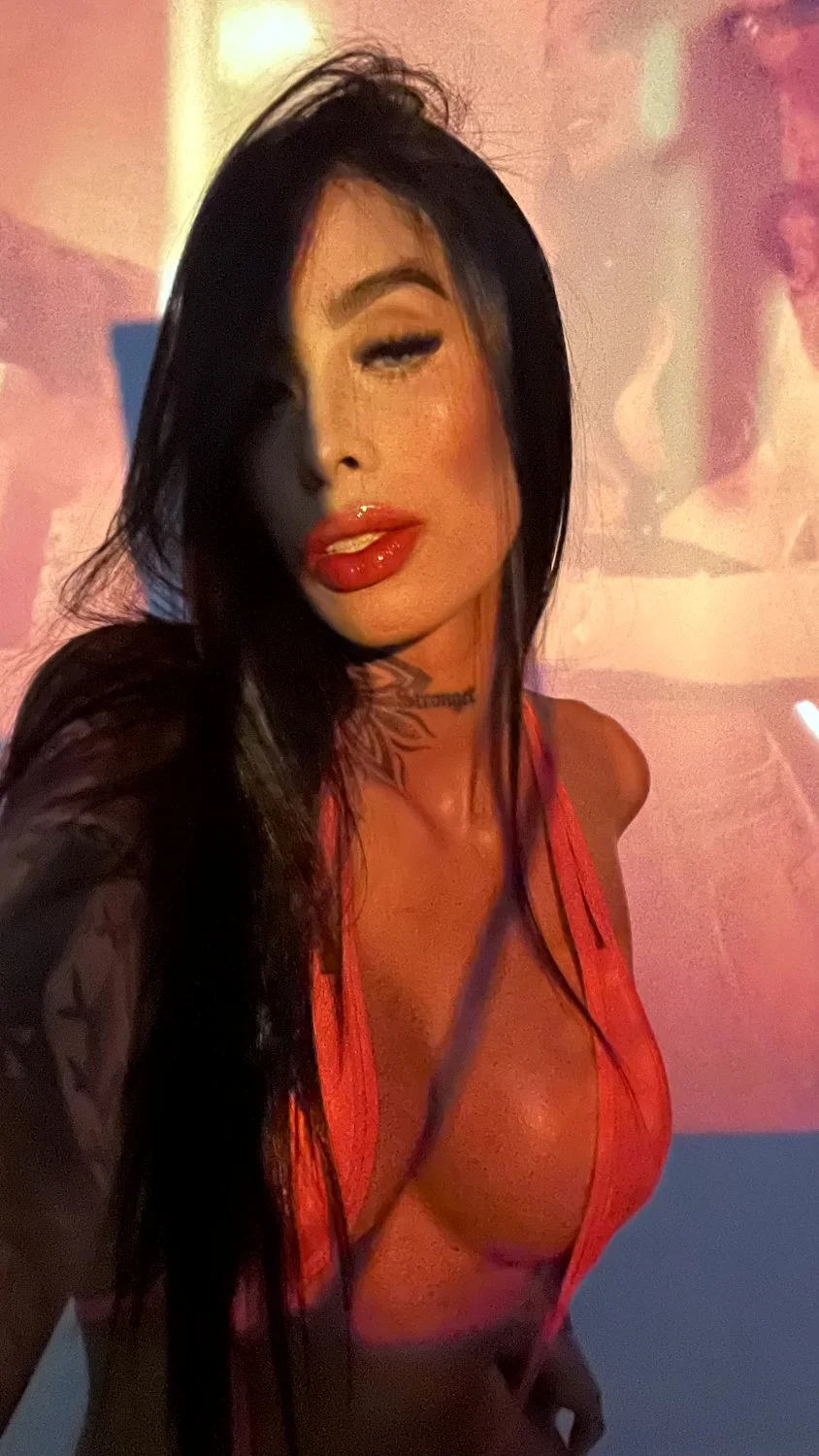 Tati image 24