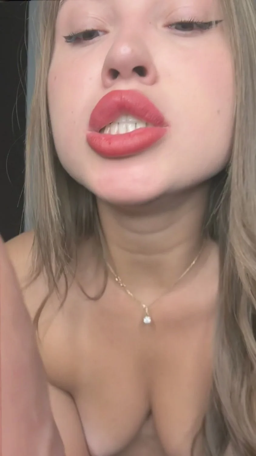 🔞 nude tight ass deepthroat nude wet pussy 💦🍑 Check my OF image 5
