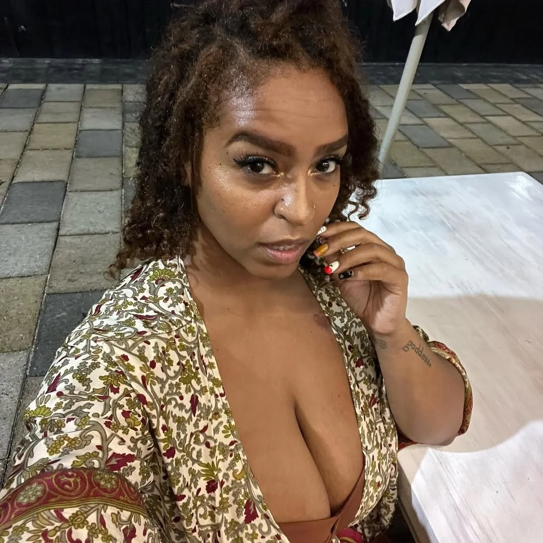 Latina chocolate hot part 1 image 6