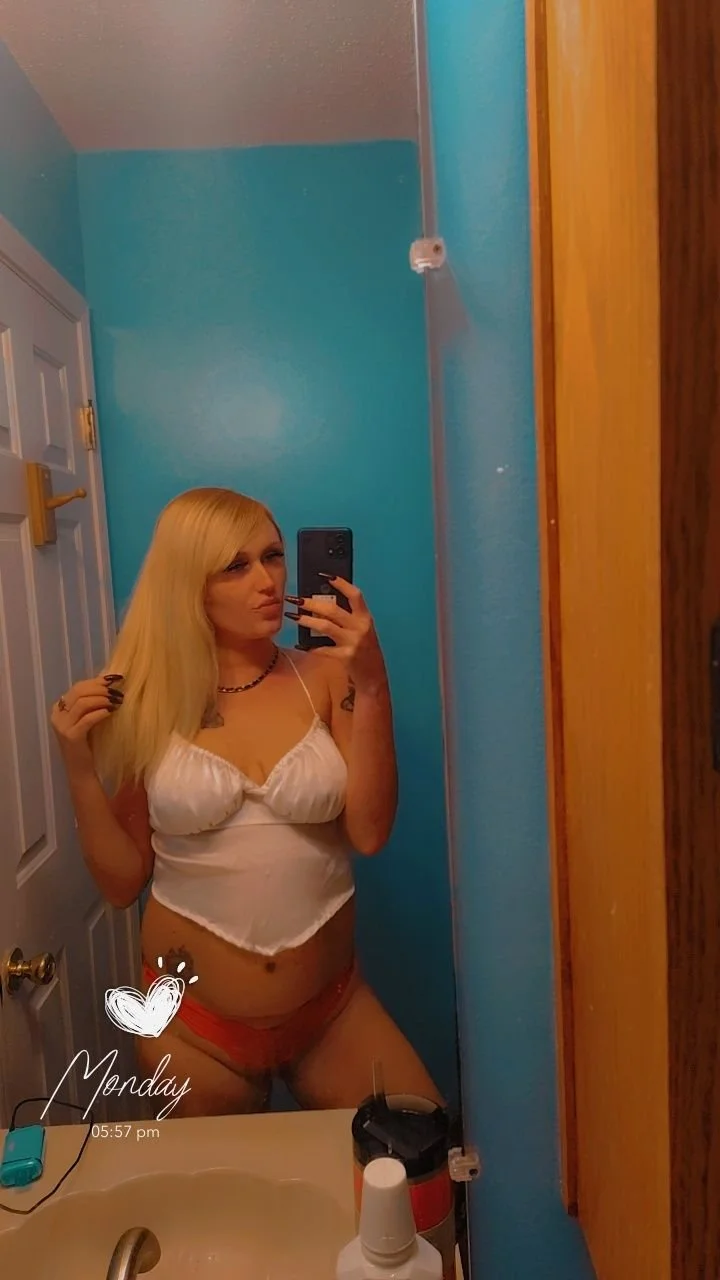 www.onlyfans.com/ToxicGoddess777 image 8