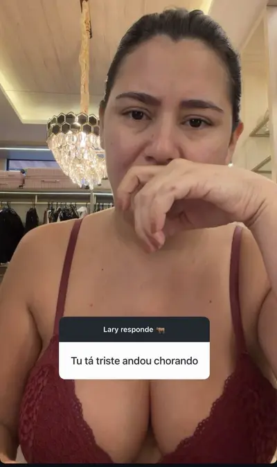 Lary Ingrid os peitos mais lindos do instagram cover image