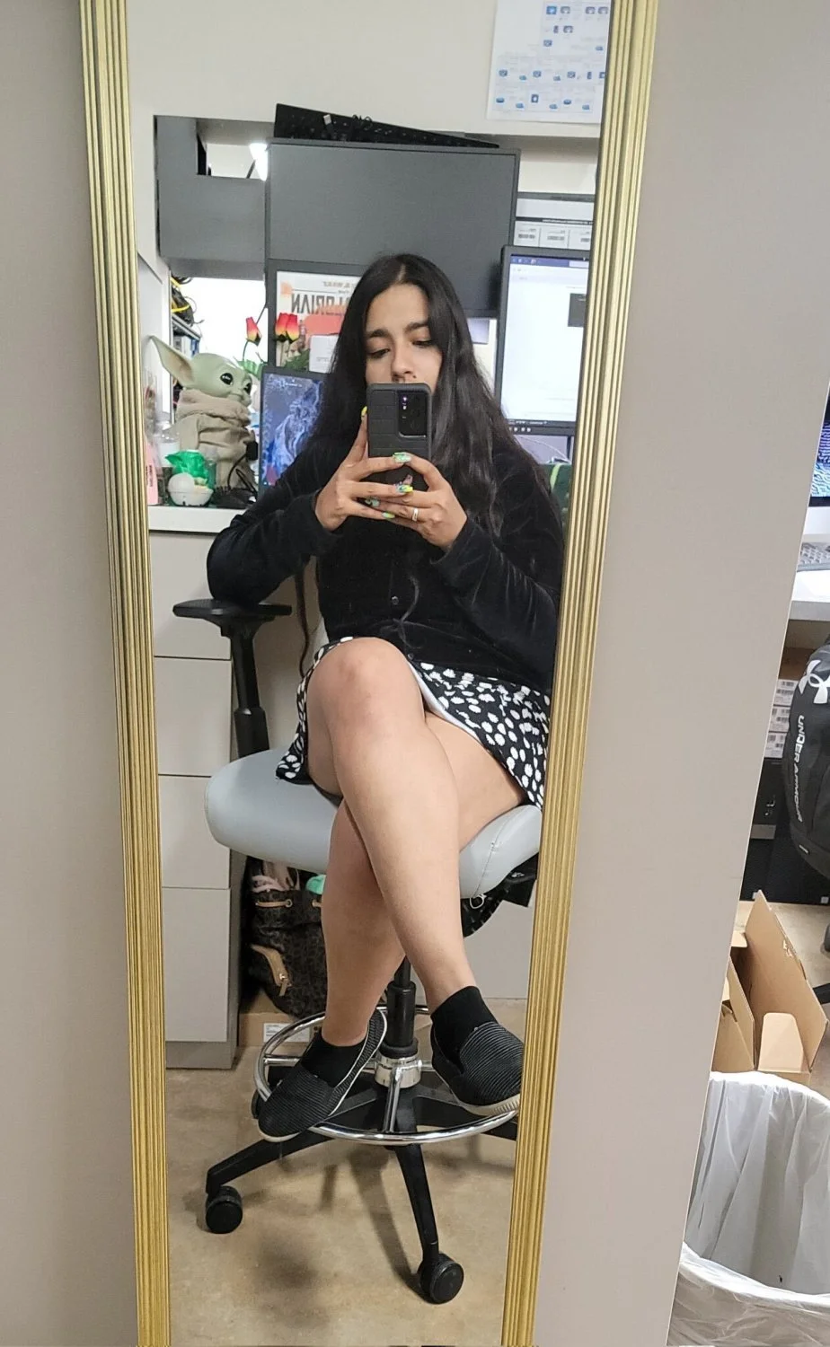 Mexicana secretaria morena Morocha culona cachonda en su trabajo manda nudes de su coño y sus tetas image 8