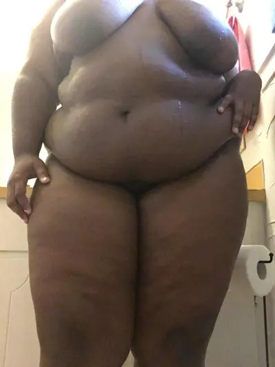 Retired_BBW_Ebony_from_reddit showing her chocolate_sass cover image
