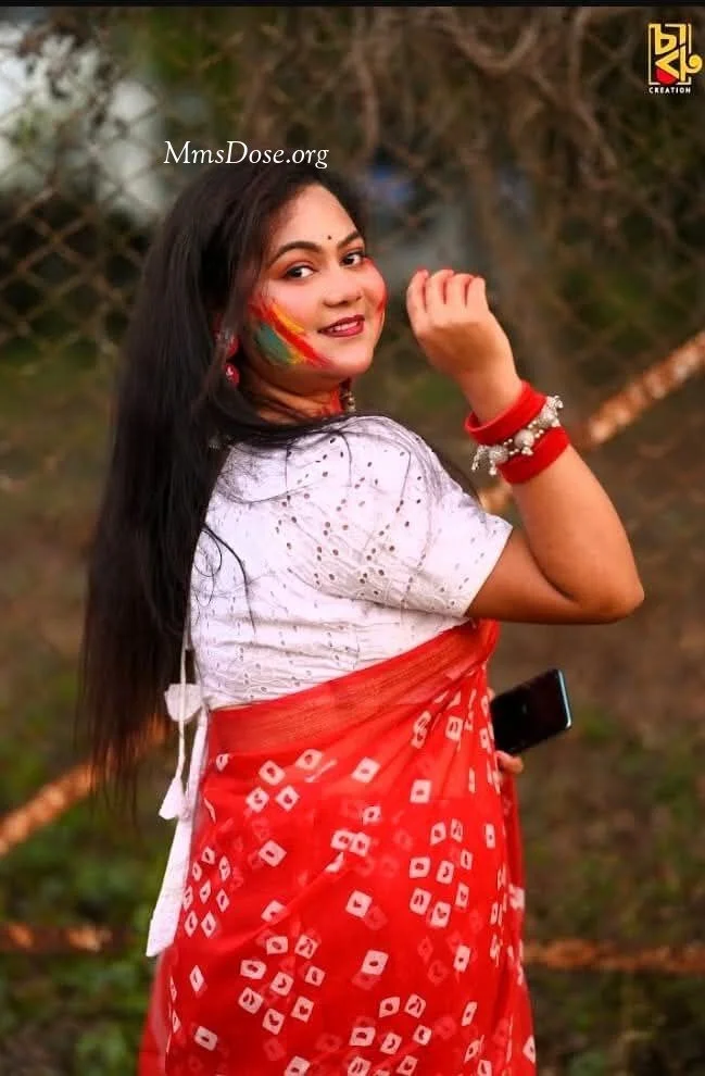 indian bitch show her nudes image 15