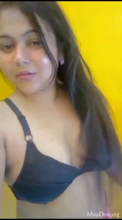 indian bitch show her nudes image 3