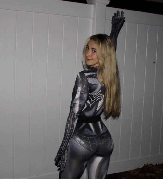 Submission 211: Users Slutty College Friend image 2