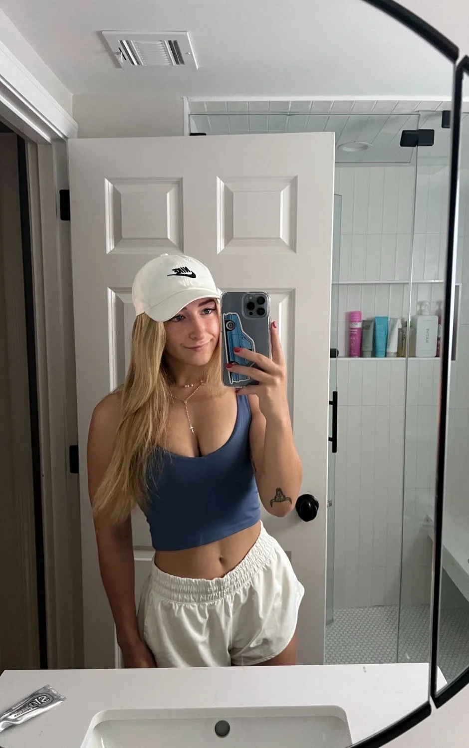 Submission 211: Users Slutty College Friend image 8
