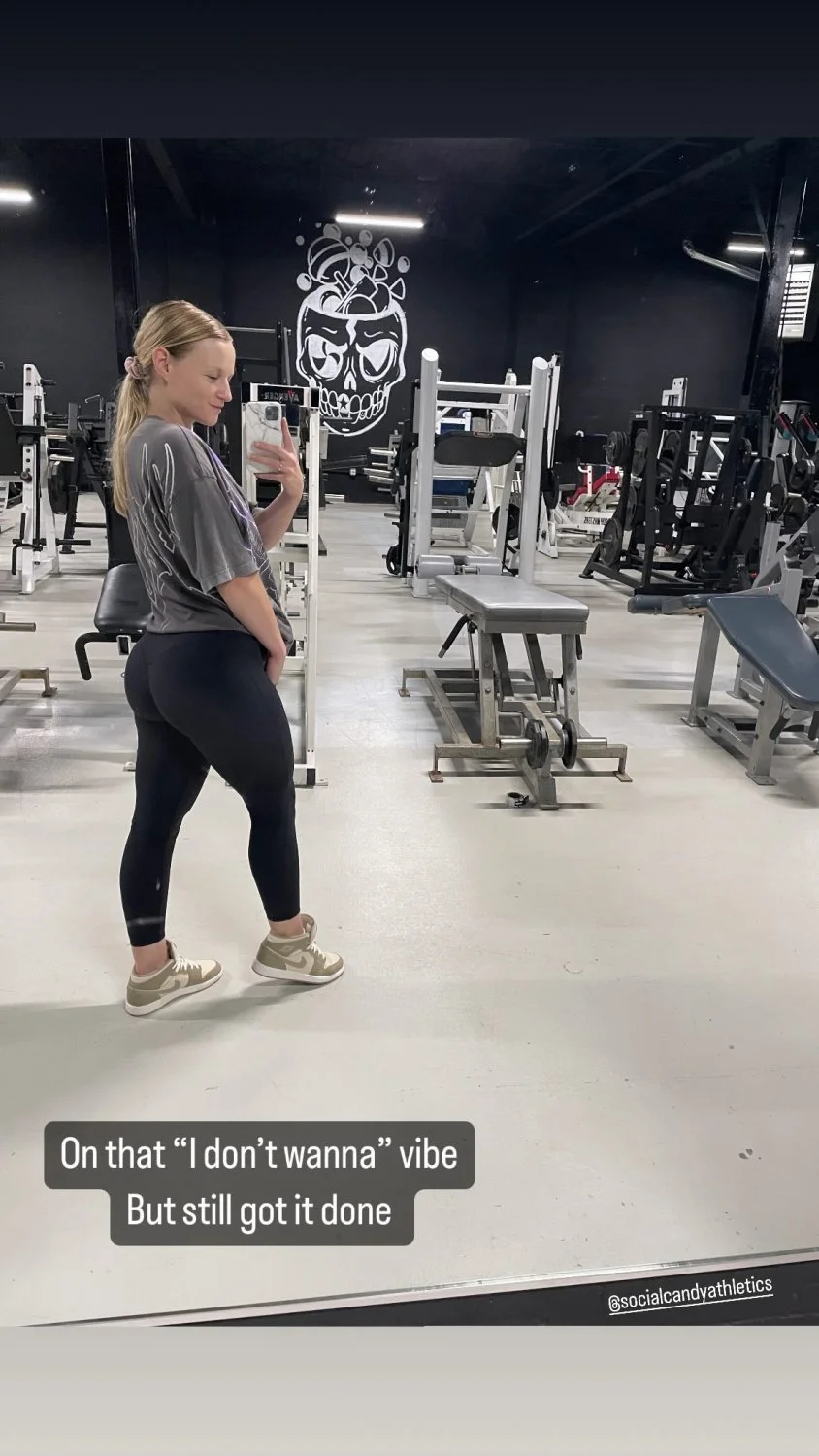 Fit blonde friend snuck off at the gym kissing this dudes tight abs b4 letting him grab that fat ass image 10