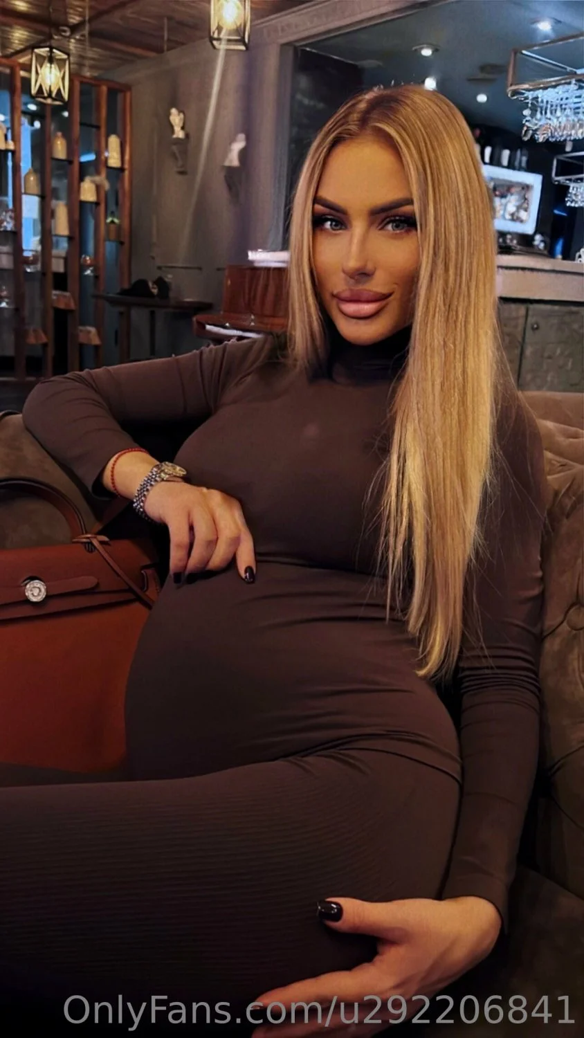 pregnant slut wife Kelsey becomes a onlyfans slut image 16