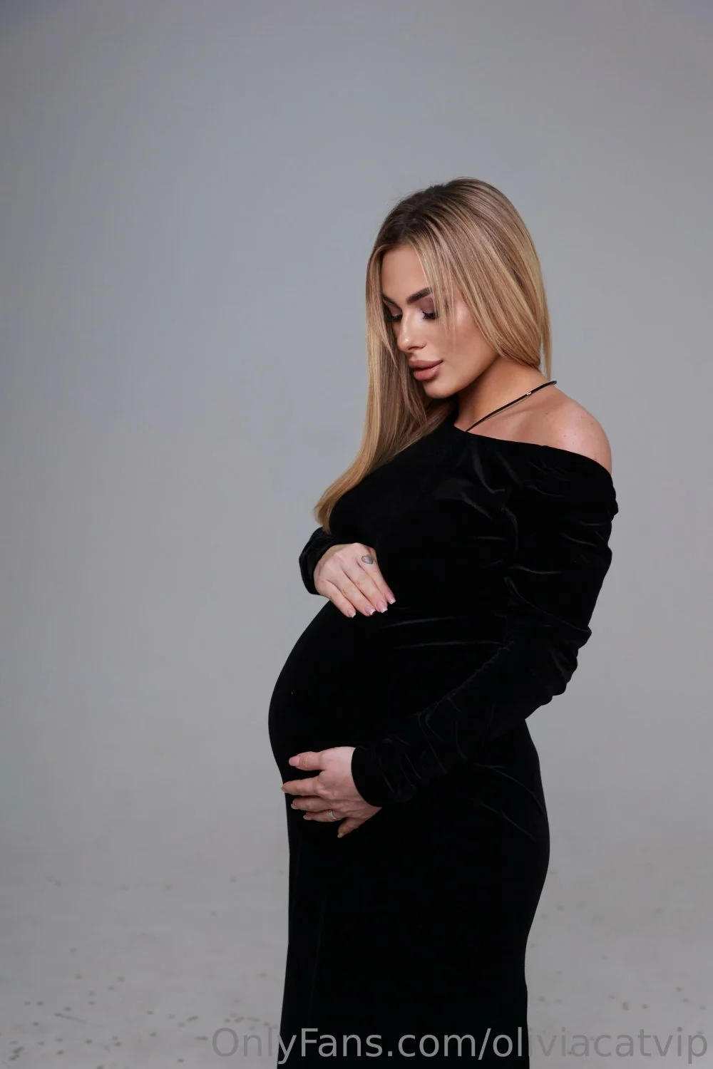pregnant slut wife Kelsey becomes a onlyfans slut image 18