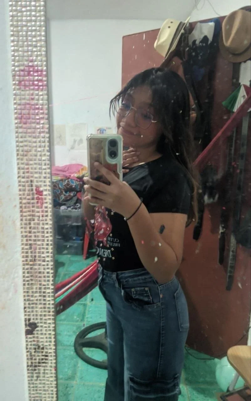 Recién cumplió 18 toda una puta image 19