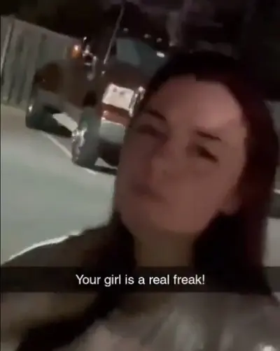 Fudendo mulher de desconhecido na rua cover image