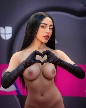 Nicki Nicole image 20