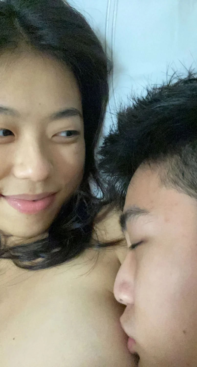 Horny SG Slut Fucked and Nudes image 4