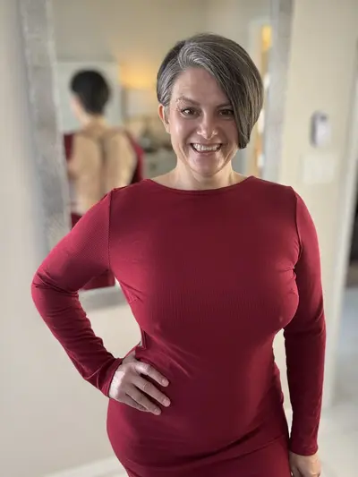Hermosa esposa de mi amigo cover image