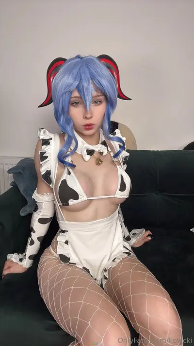 Little cow whore 🥵 cover image