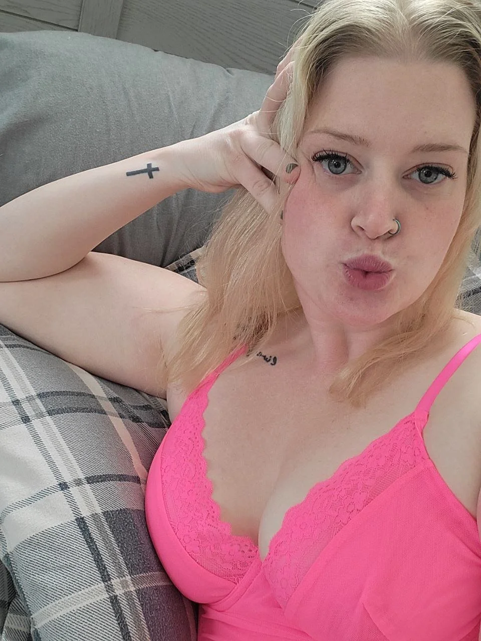 Blonde Goddess image 27