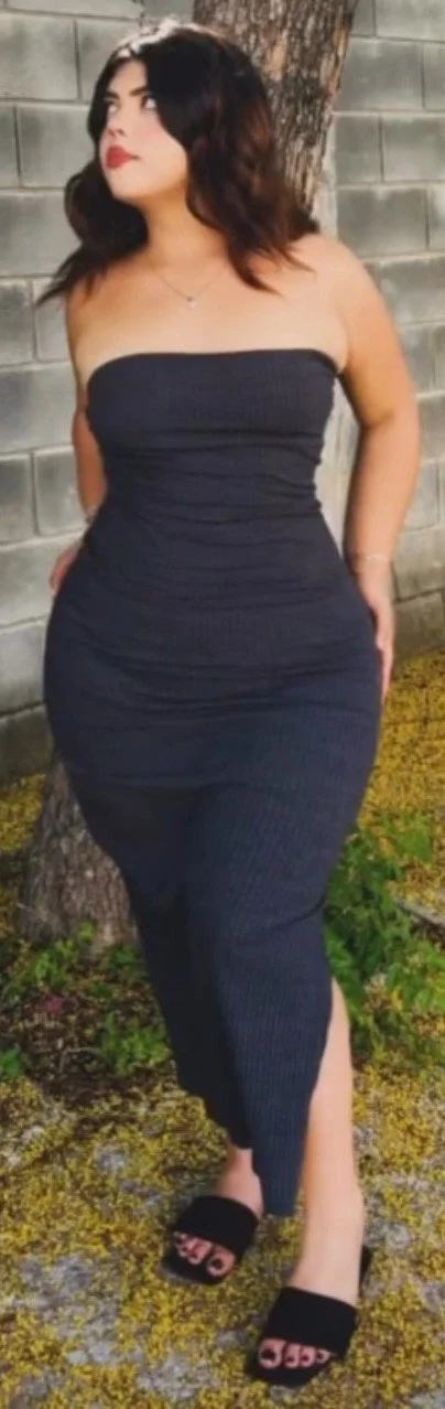 Aporte, putita rica con hermoso culo con ganas de partirle ese culo, eso le encanta 🤤 image 2
