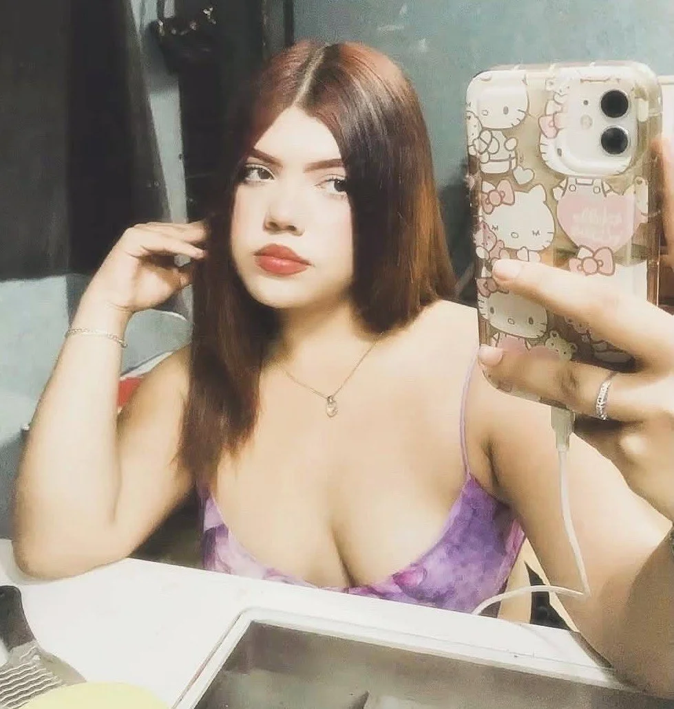 Aporte, putita rica con hermoso culo con ganas de partirle ese culo, eso le encanta 🤤 image 5