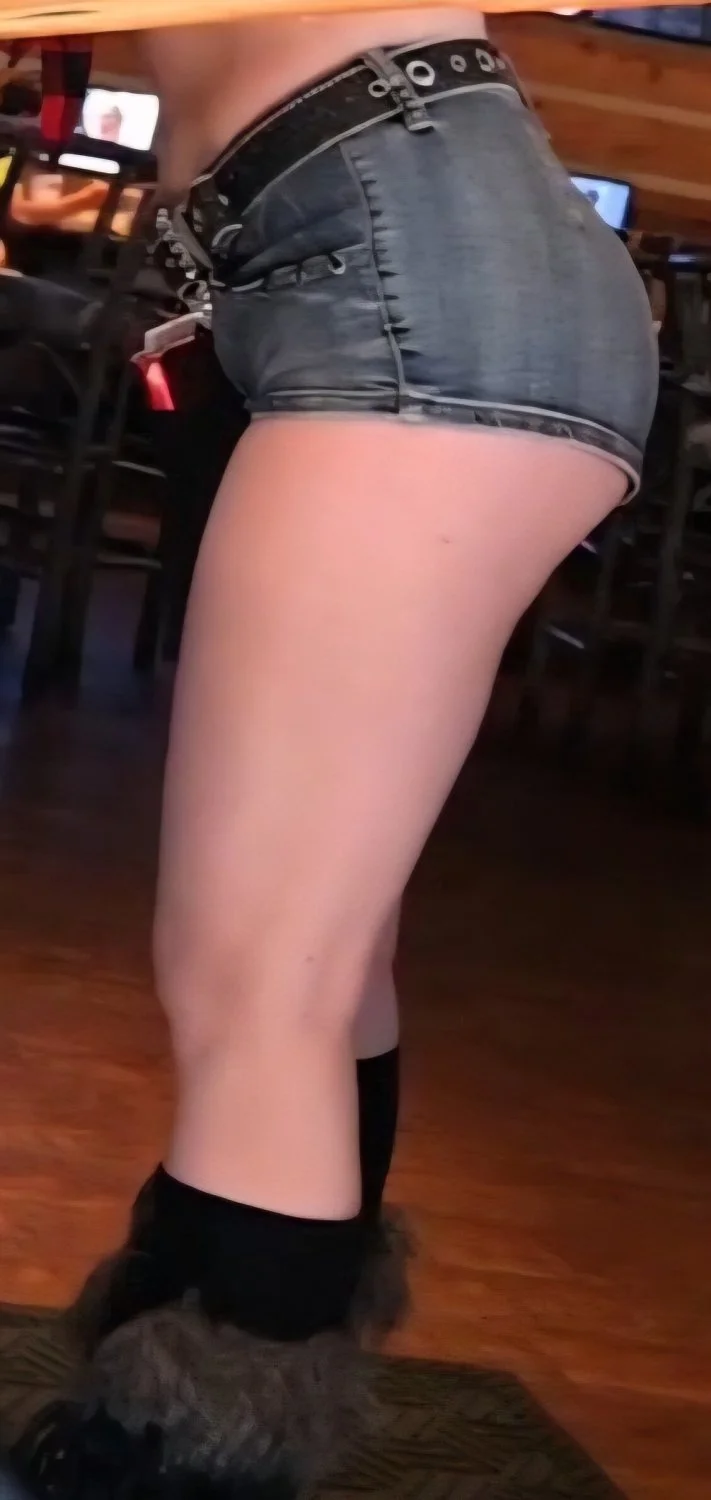 Twin Peaks Cake 2 + Bonus Vid image 6