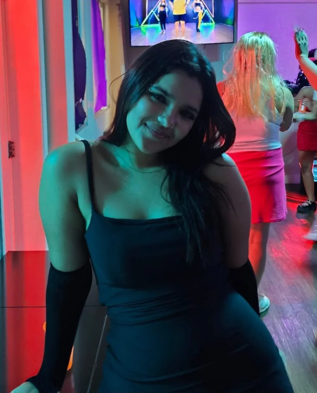 Julia calipo essa danada tem apenas 19 aninhos mas já é uma ninfeta de puta conhecida como jucalipo image 5