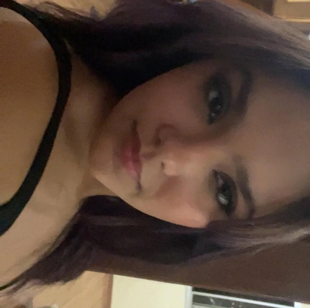 Julia calipo essa danada tem apenas 19 aninhos mas já é uma ninfeta de puta conhecida como jucalipo image 7