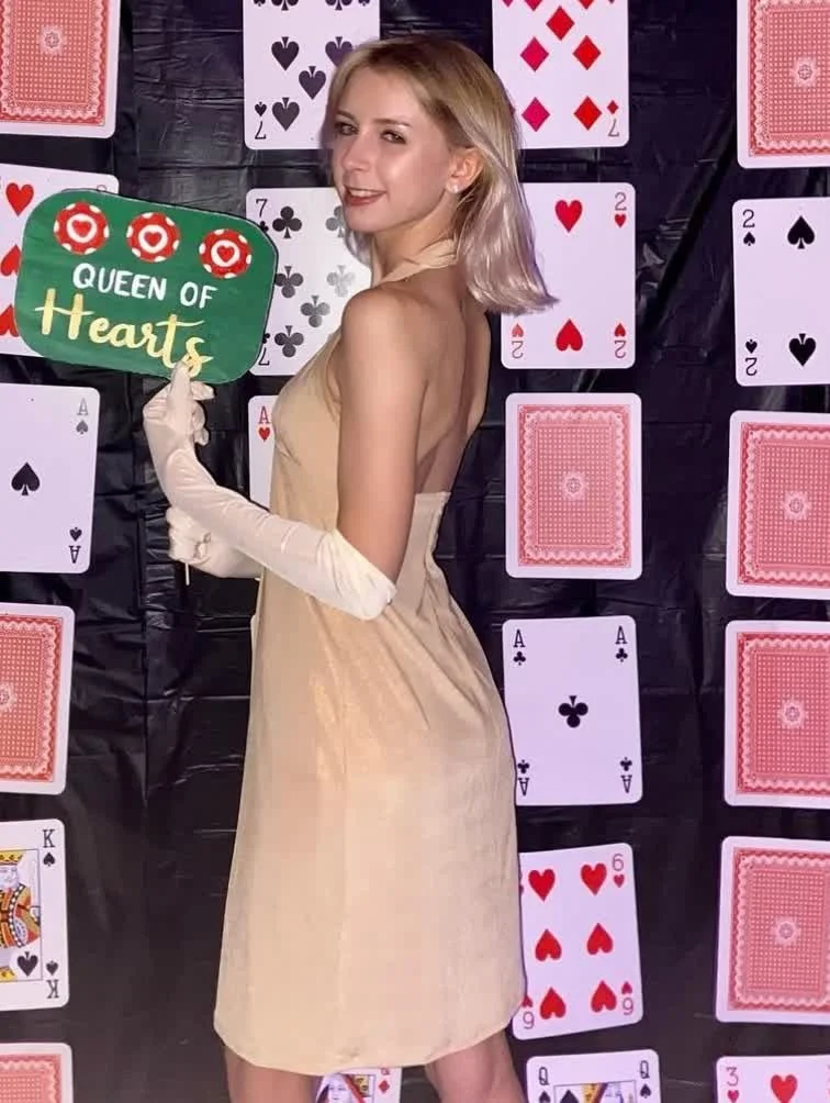 petite blonde UK ex gf Molly image 5