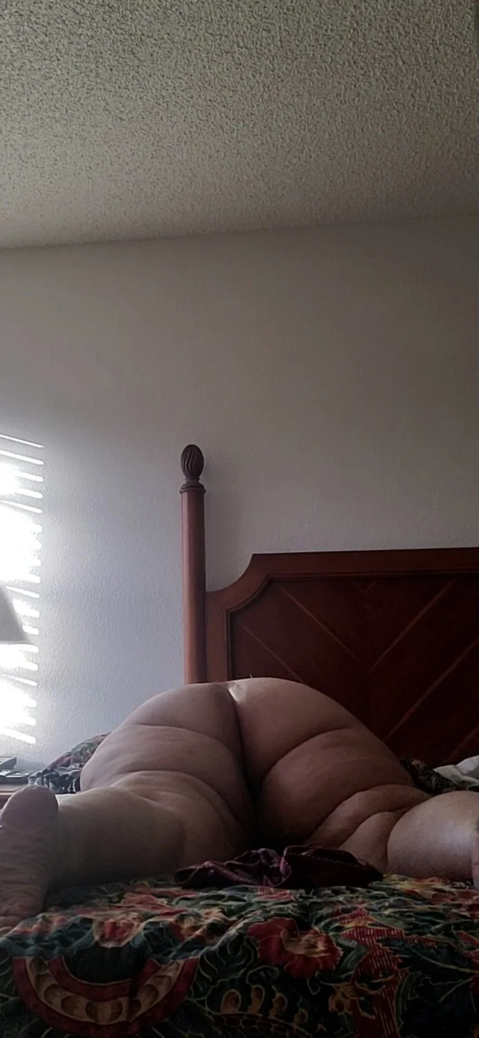 Fucking someones SSBBW abuela in the Culo!!! image 4