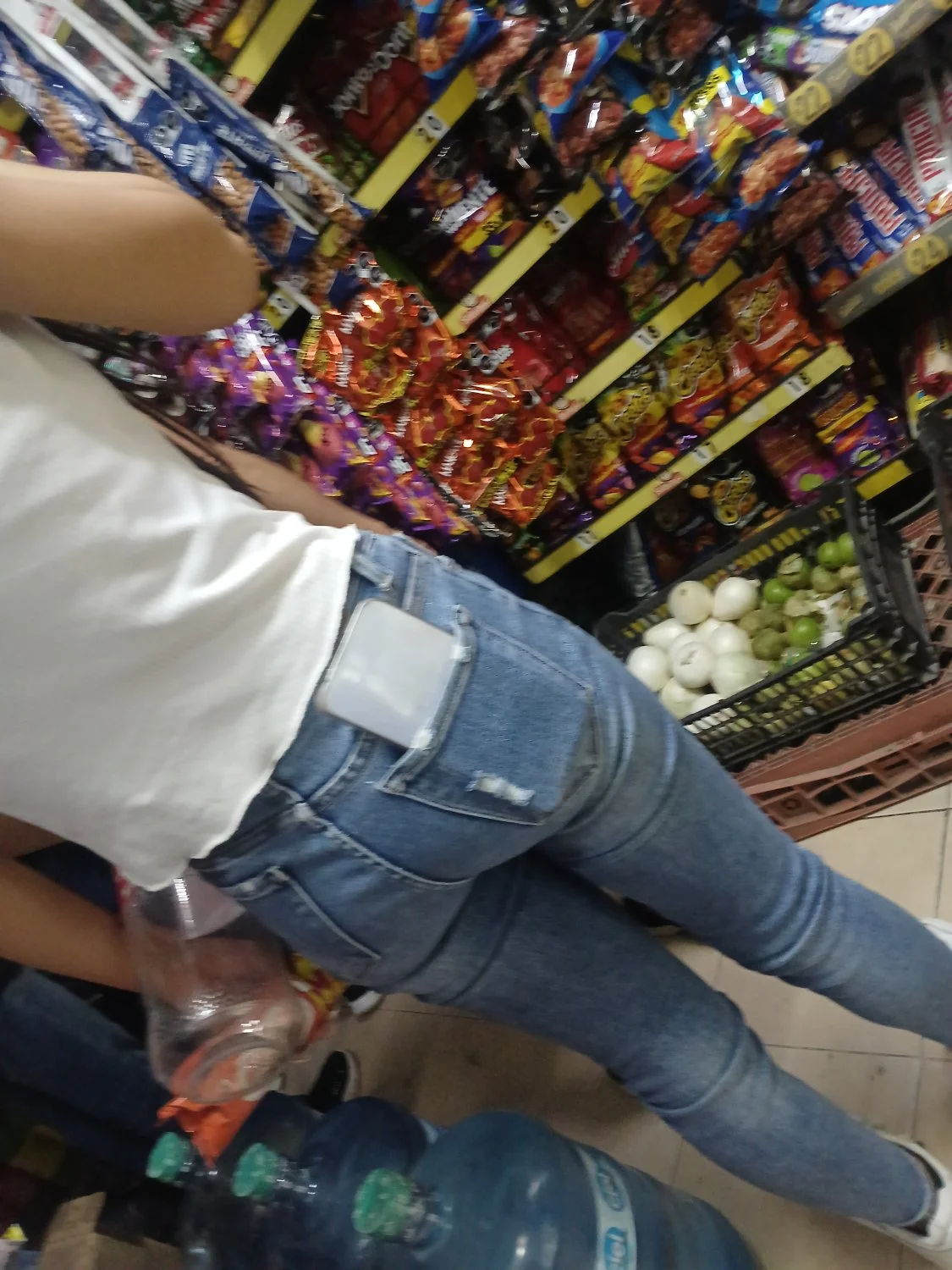 Voyeur rico culito 18 años rica flaca image 5