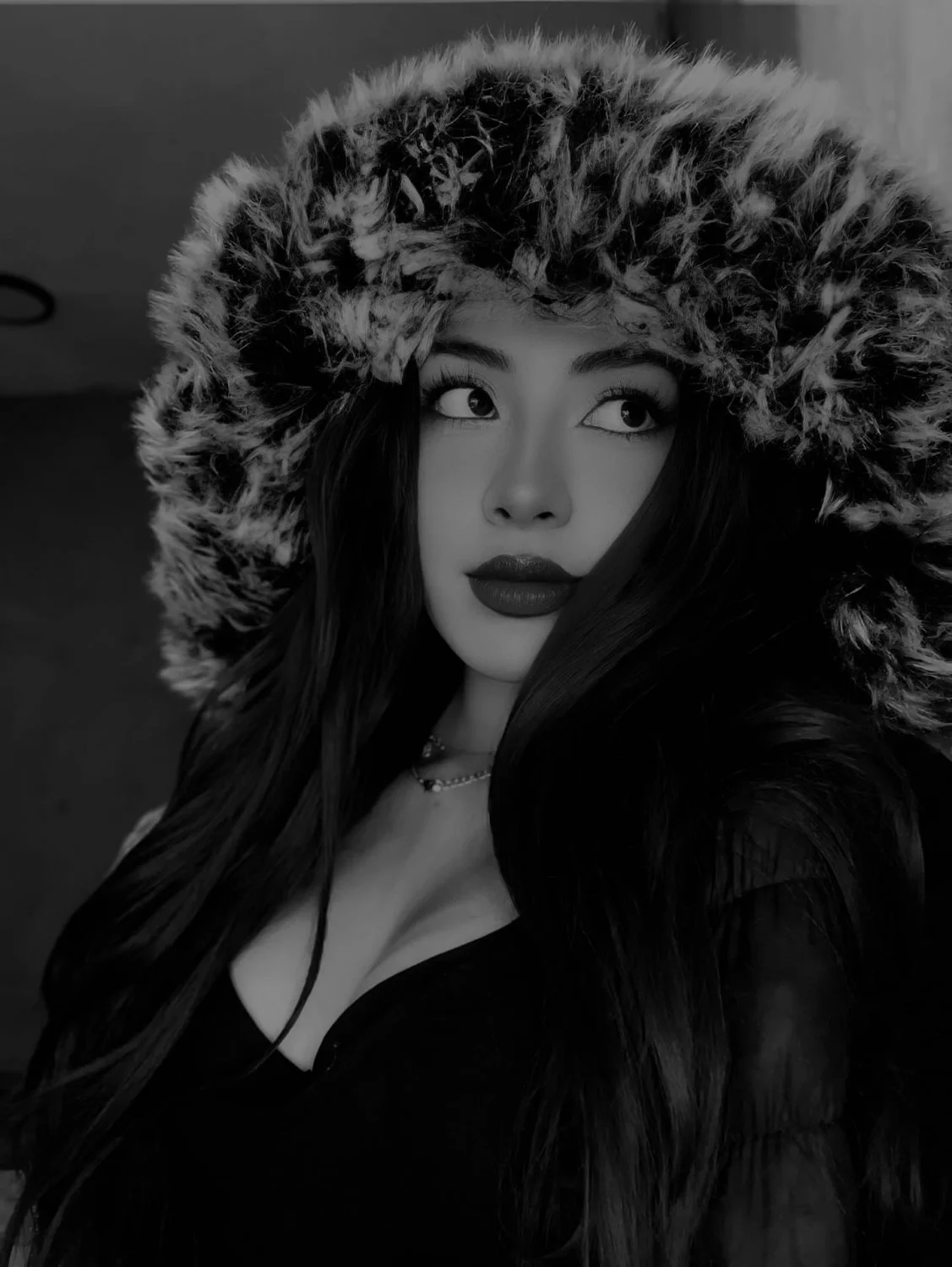 La sexy Sinaí y su preciosa cara para darle morbo image 43
