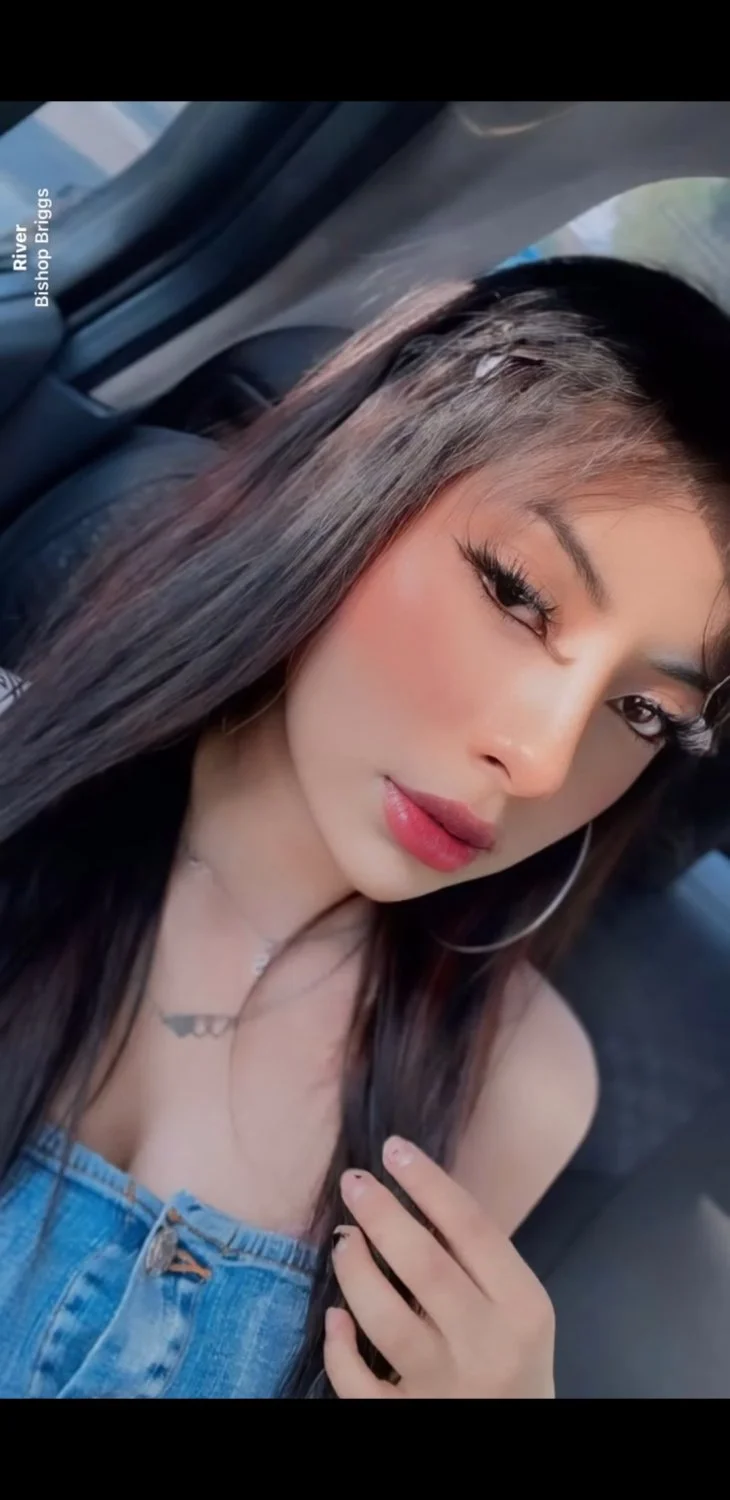 La sexy Sinaí y su preciosa cara para darle morbo image 6