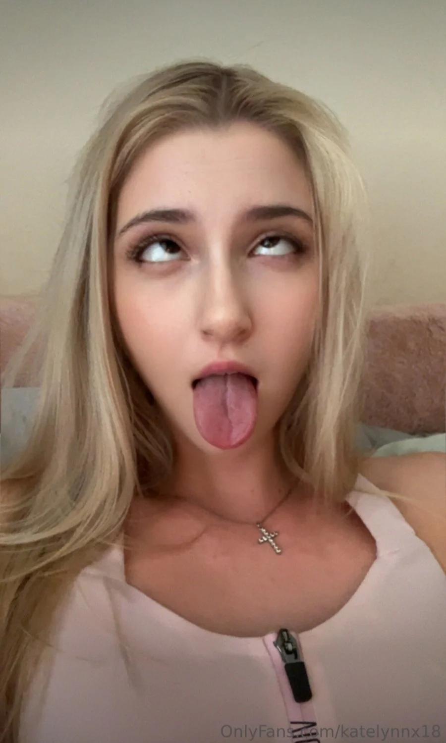 Found my friends whore sister's onlyfans image 10