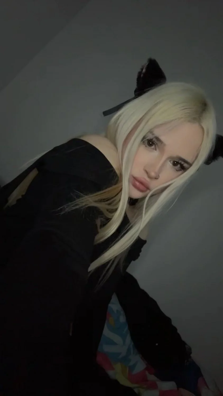 The New Hottest Trans in The World [ ts, transgender, tranny, shemale, goth, petite, femboy, gay ] image 6