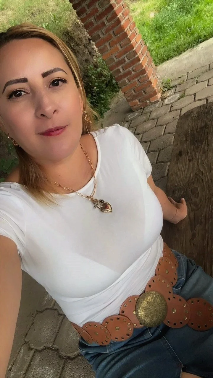 Milfs image 1