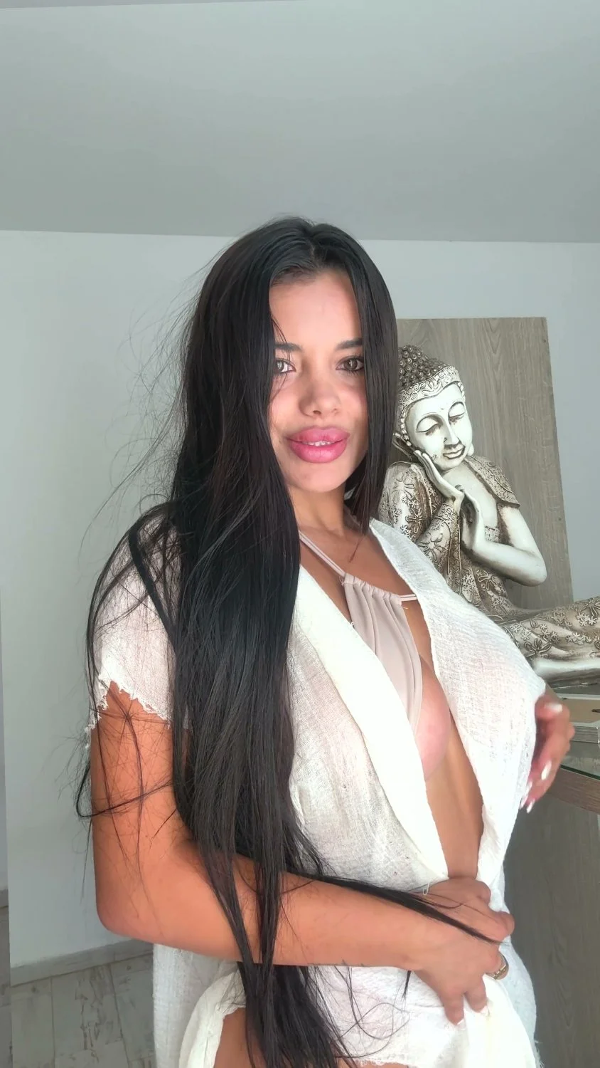 🔞 hot slut round ass getting fucked nude tight pussy 😈🍑 OF image 5