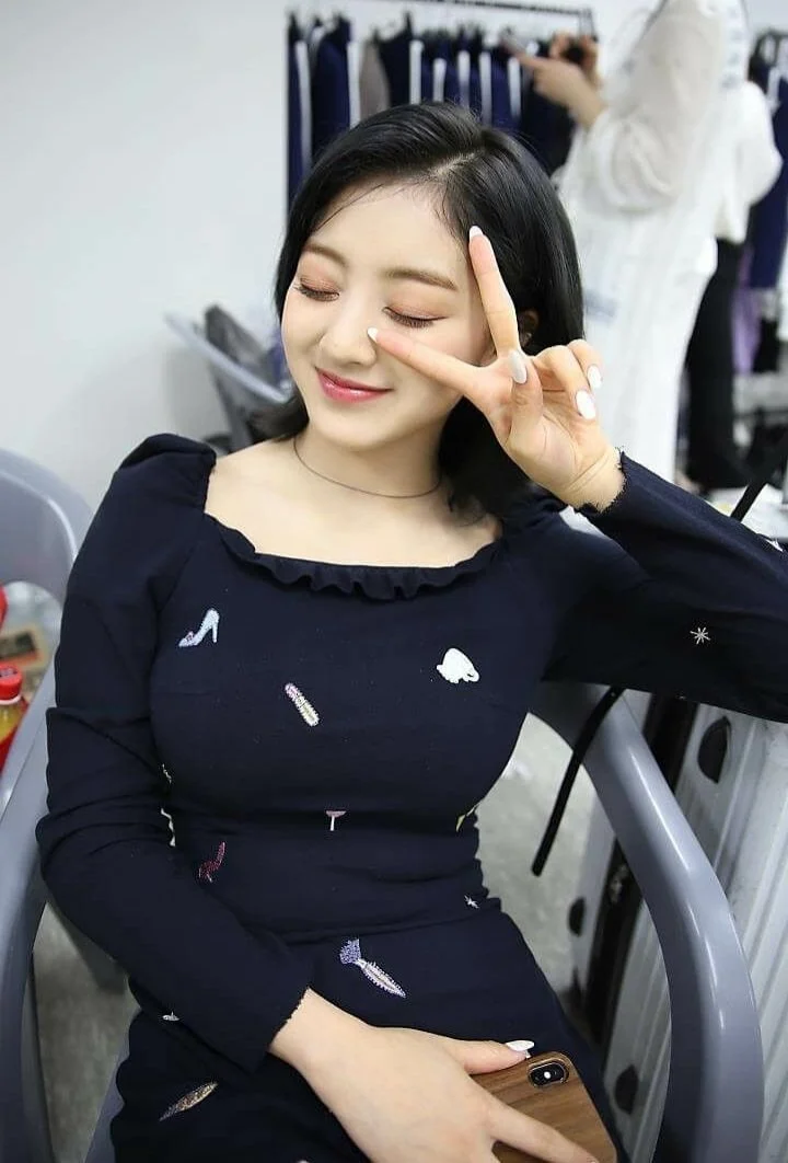 Jihyo (Twice) Pictures 1 📷 image 12